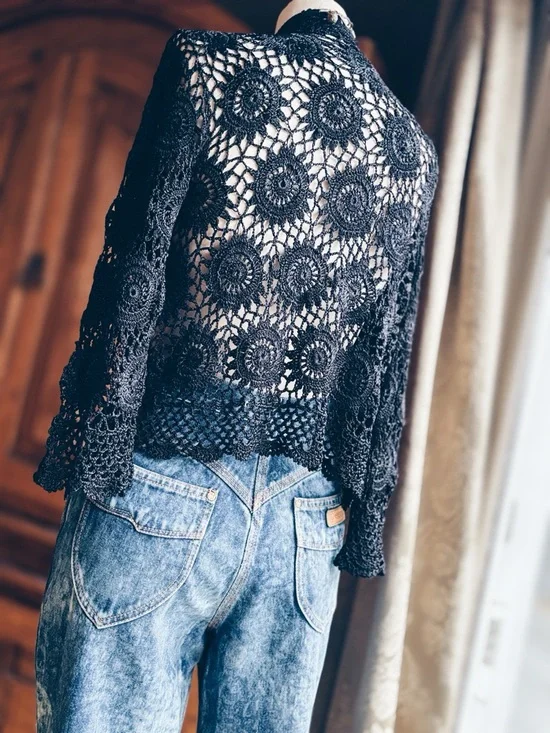 One-of-a-Kind (OOAK) Vintage Gitano Hand-Stenciled Lace Jeans - Picture 15 of 16